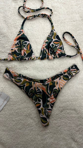 Monstera (Premade)