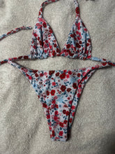 Load image into Gallery viewer, Red Floral
